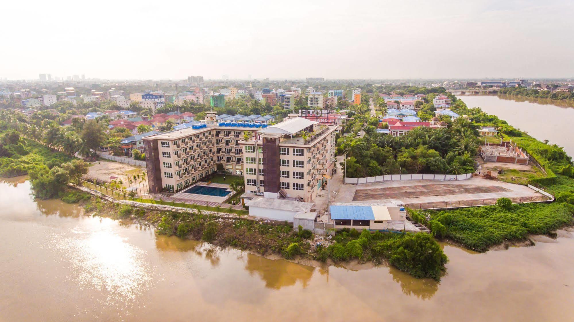 Hotel Sincere Smile Янгон Екстериор снимка