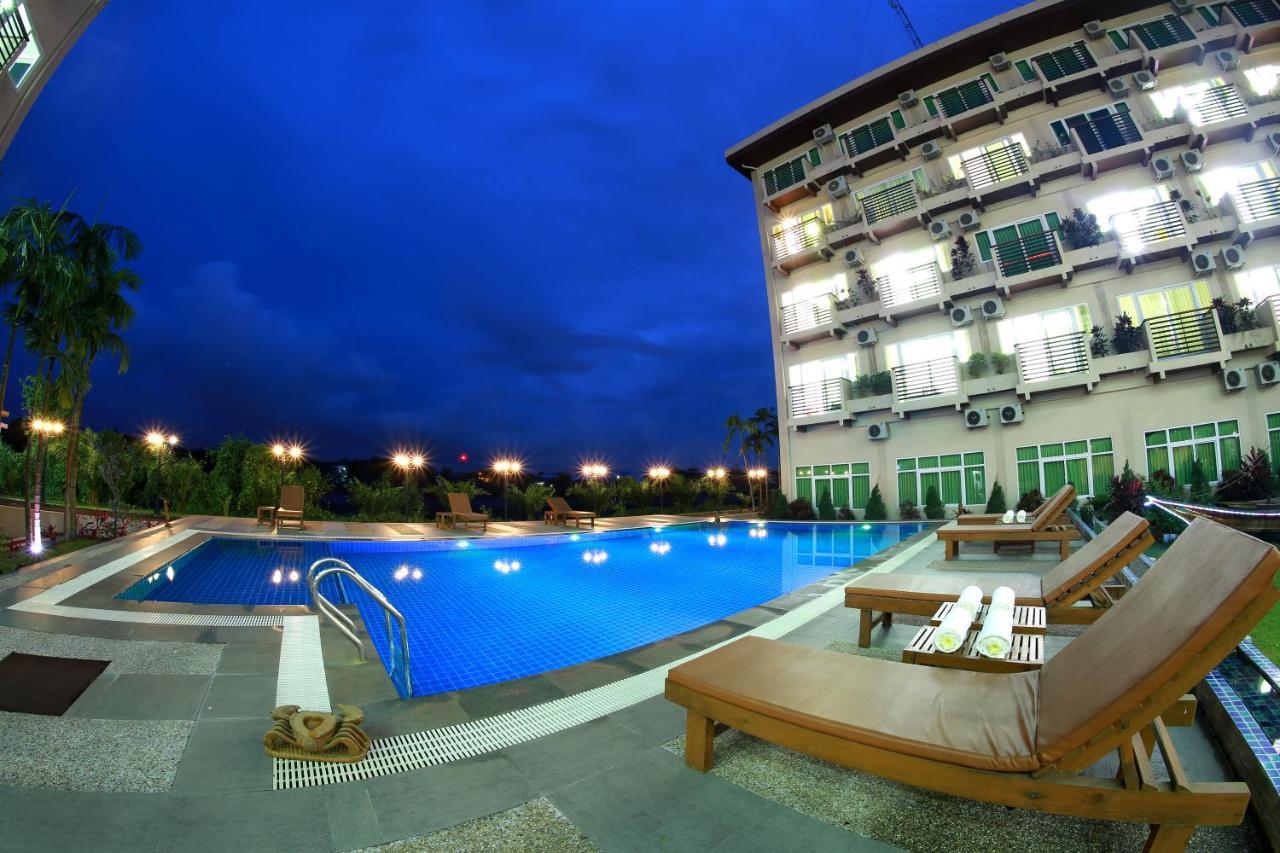 Hotel Sincere Smile Янгон Екстериор снимка