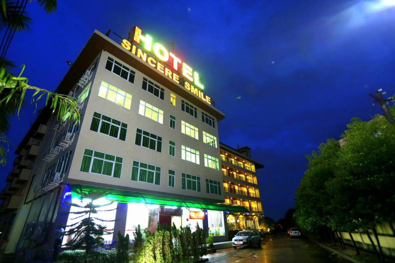 Hotel Sincere Smile Янгон Екстериор снимка